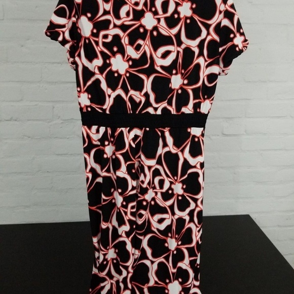 Mimi maternity dress floral sz M - Picture 4 of 5